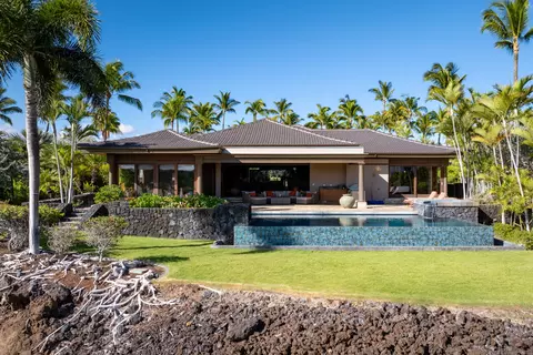 68-131 E Pukaua Pl, Kamuela, HI 96743