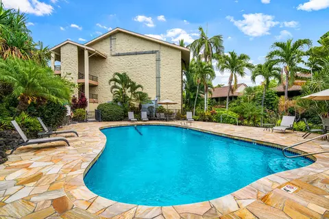 75-5681 Kuakini Hwy #215, Kailua Kona, HI 96740