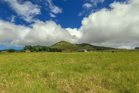 64-5310 White Rd, Kamuela, HI 96743
