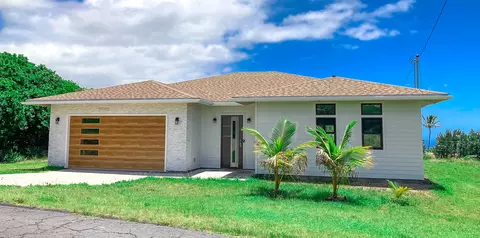 94-1723 Kaulua St, Naalehu, HI 96772