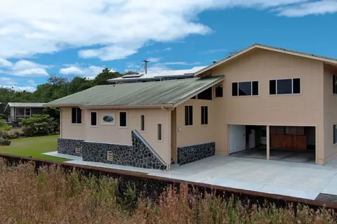 883 Hele Mauna St, Hilo, HI 96720