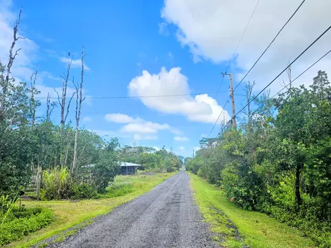 15-2031 24th Ave, Keaau, HI 96749
