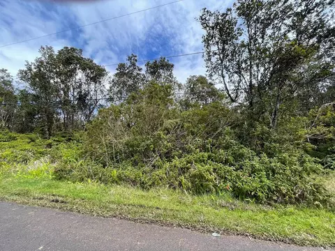 11-3228 Pa Alii St, Volcano, HI 96785