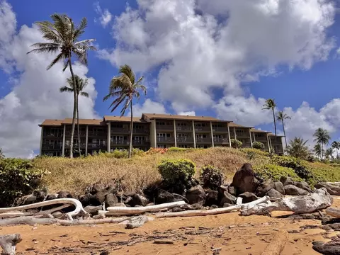 320 Papaloa Rd #102, Kapaa, HI 96746