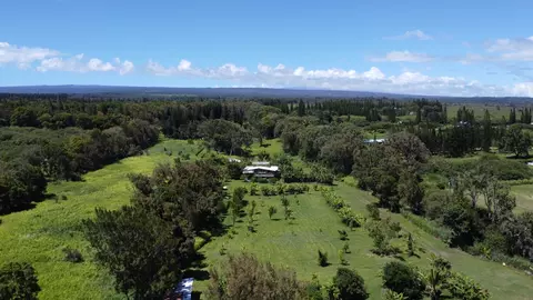 93-2073 S Point Rd, Naalehu, HI 96772