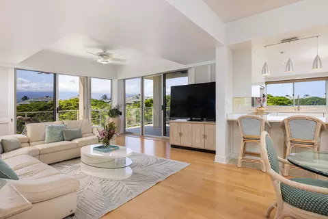 69-1010 Keana Pl #C202, Waikoloa, HI 96738