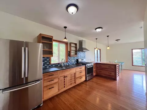 19 Pono St, Hilo, HI 96720