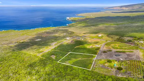 85-4479 Kalehua Pl, Captain Cook, HI 96704