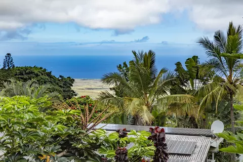 73-4216 Kiekie St, Kailua Kona, HI 96740