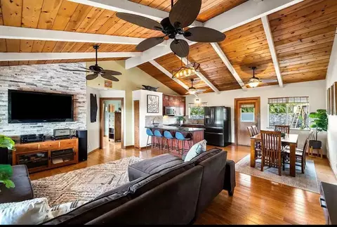 75-5776 Oleka Pl, Kailua Kona, HI 96740
