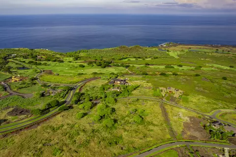 81-528 Kaiue St, Kealakekua, HI 96750