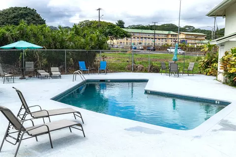 485 Waianuenue Ave #241, Hilo, HI 96720