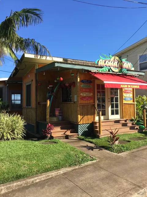 55-3411 Akoni Pule Hwy, Hawi, HI 96719