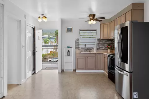 75-5766 Kuakini Hwy #410, Kailua Kona, HI 96740