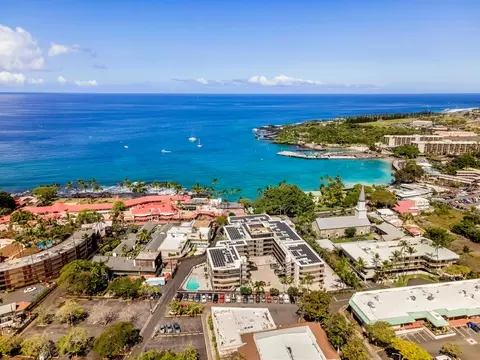 75-5719 Alii Dr #102, Kailua Kona, HI 96740