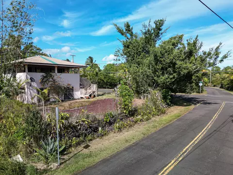 Exterior - 12-237 Mapuana Ave, Pahoa, HI 96778 photo 4 of 11