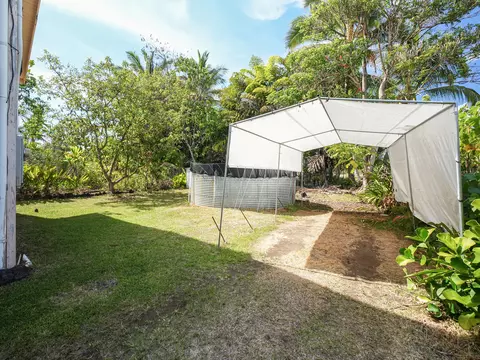 Exterior - 12-237 Mapuana Ave, Pahoa, HI 96778 photo 10 of 11