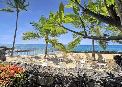 75-6082 Alii Dr #B136, Kailua Kona, HI 96740