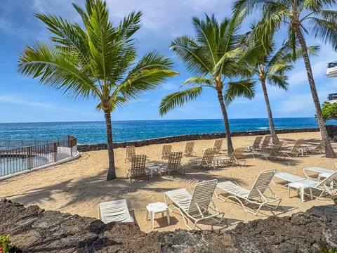 75-6082 Alii Dr #B136, Kailua Kona, HI 96740