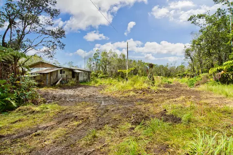 11-3077 A Puolani St, Volcano, HI 96785