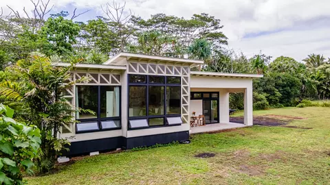 15-1892 10th Ave, Keaau, HI 96749