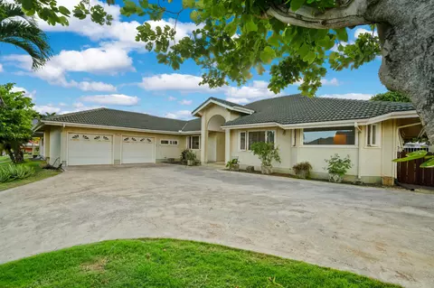 2371 Kanio St, Lihue, HI 96766