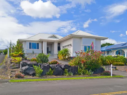 378 Kahikini St, Hilo, HI 96720