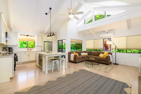 69-1931 Puako Beach Dr, Kamuela, HI 96743
