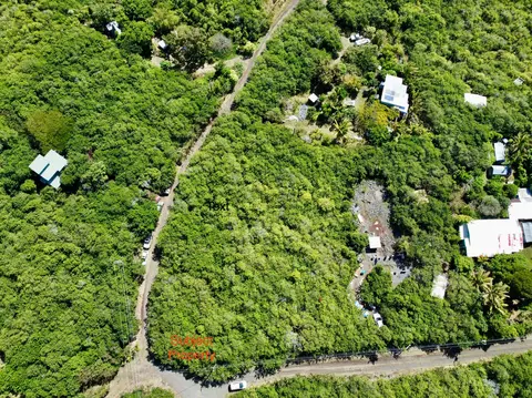 51 Palaoa Rd, Naalehu, HI 96772