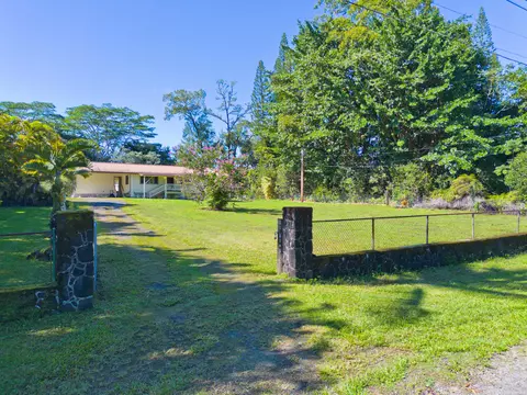 15-1340 19th Ave, Keaau, HI 96749