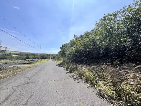 94-6367 Mark Twain St, Naalehu, HI 96772