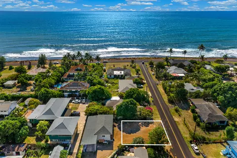 elepaio rd, Kekaha, HI 96752
