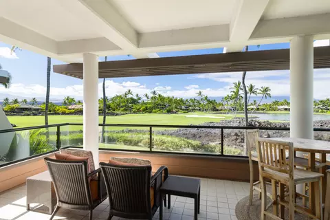 68-1050 Mauna Lani Pt #J201, Kamuela, HI 96743
