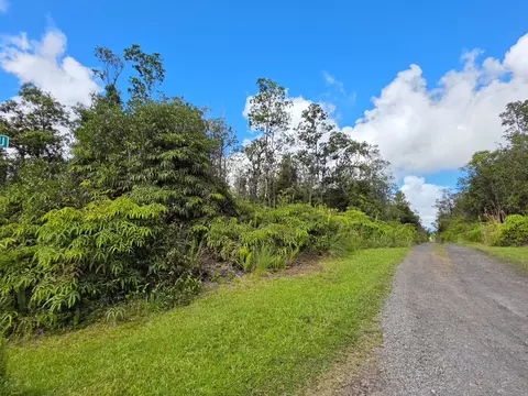 Apuakehau Rd, Volcano, HI 96785