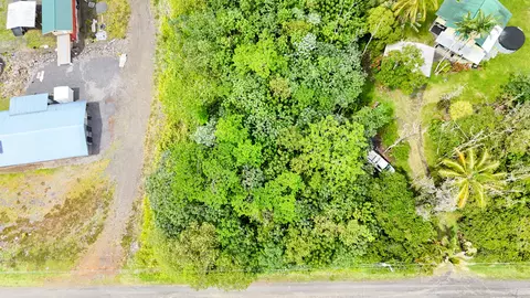 18 Th Ave, Keaau, HI 96749