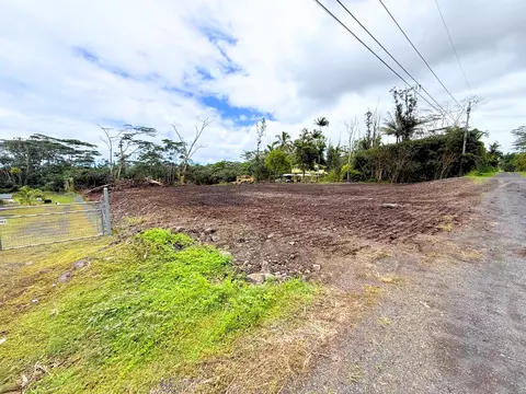 18 Th Ave, Keaau, HI 96749