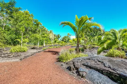 15-2003 3rd Ave, Keaau, HI 96749