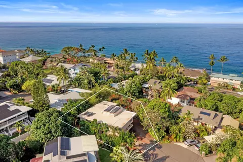 77-112 Nahale Pl, Kailua Kona, HI 96740