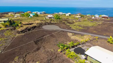 Ekolu Pl, Captain Cook, HI 96704