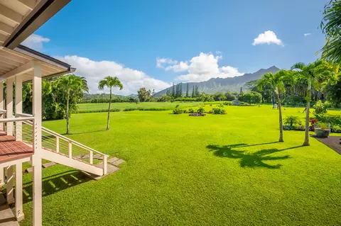 6001 Kahiliholo Rd, Kilauea, HI 96754