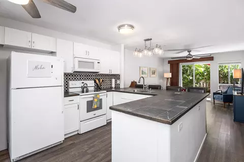 75-6081 Alii Dr #T102, Kailua Kona, HI 96740