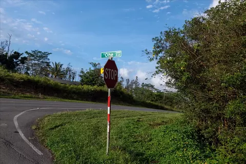 24 Th Ave, Keaau, HI 96749