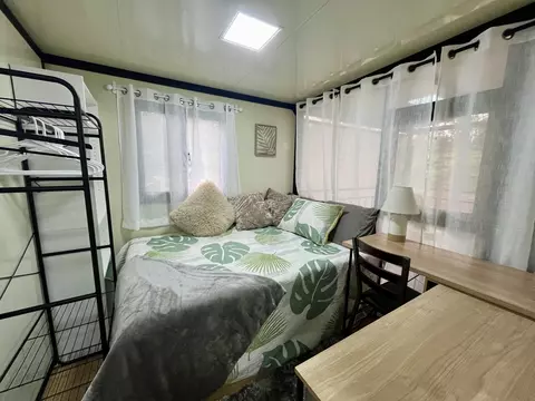 Bedroom - Undisclosed, Volcano, HI 96785 photo 4 of 4