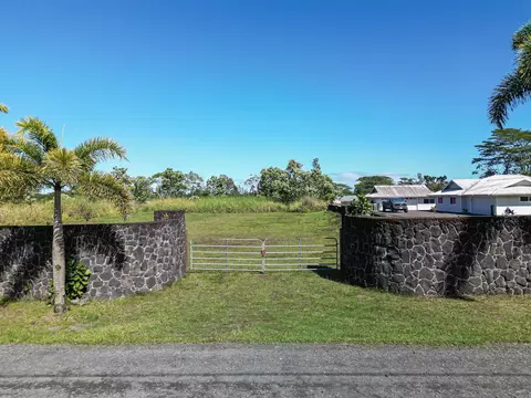 15-1499 13th Ave, Keaau, HI 96749