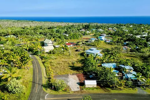 Pohakupele Lp, Pahoa, HI 96778