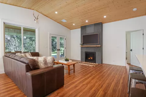 73-2085 Kaloko Dr, Kailua Kona, HI 96740