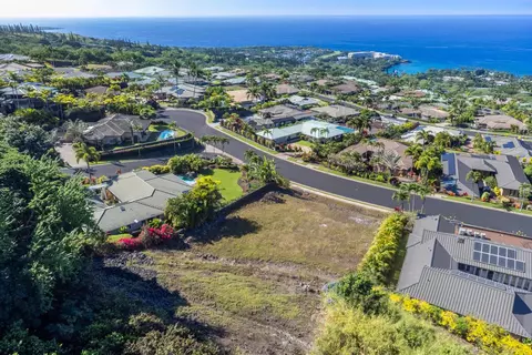 78-7011 Kewalo St, Kailua Kona, HI 96740