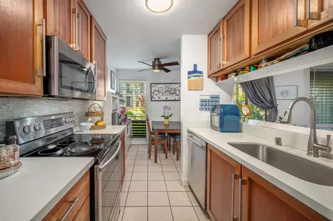 4121 Rice St #107, Lihue, HI 96766