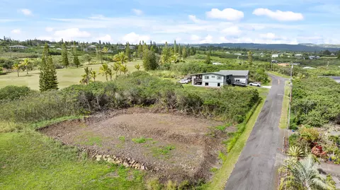 94-1445 Kia Kahi St, Naalehu, HI 96772