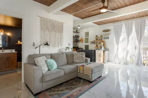 75-5873 Walua Rd #212, Kailua Kona, HI 96740